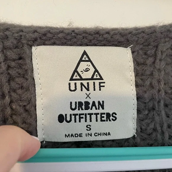 Urban Outfitters x UNIF chunky cable knit sweater - Picture 6 of 9